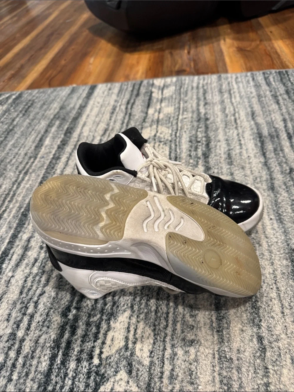 Jordan Kids White and Black Basketball Shoes with Red Jumpman Accent - Picture 5 of 6